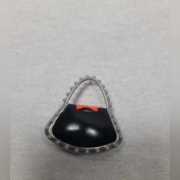 Monster High Doll Toralei Stripe Fashion Pack Rare HTF Purse - Picture 2 of 2